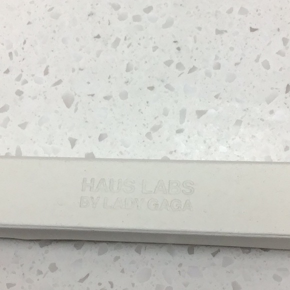 5/$20 Haus Labs by Lady Gaga
Clear Cut Liquid Eyeliner-Black Onyx - Picture 3 of 4